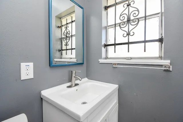 $188,000 | 4915 Cruse Road, Houston, TX 77016