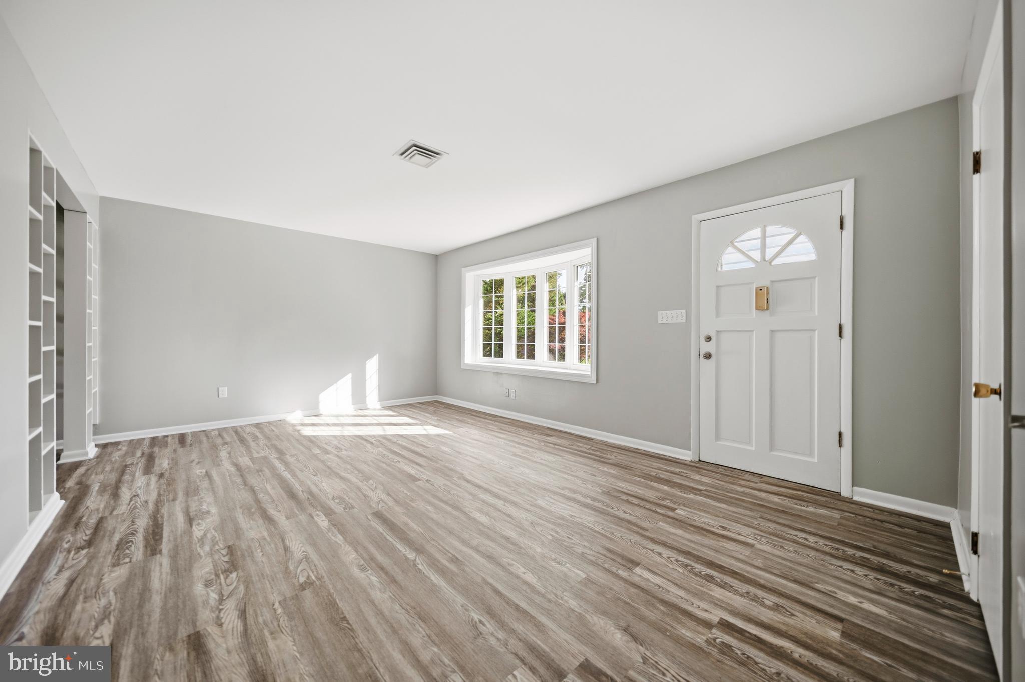 5233 Kerger Road Ellicott City, MD 21043 - Photo 6 of 39