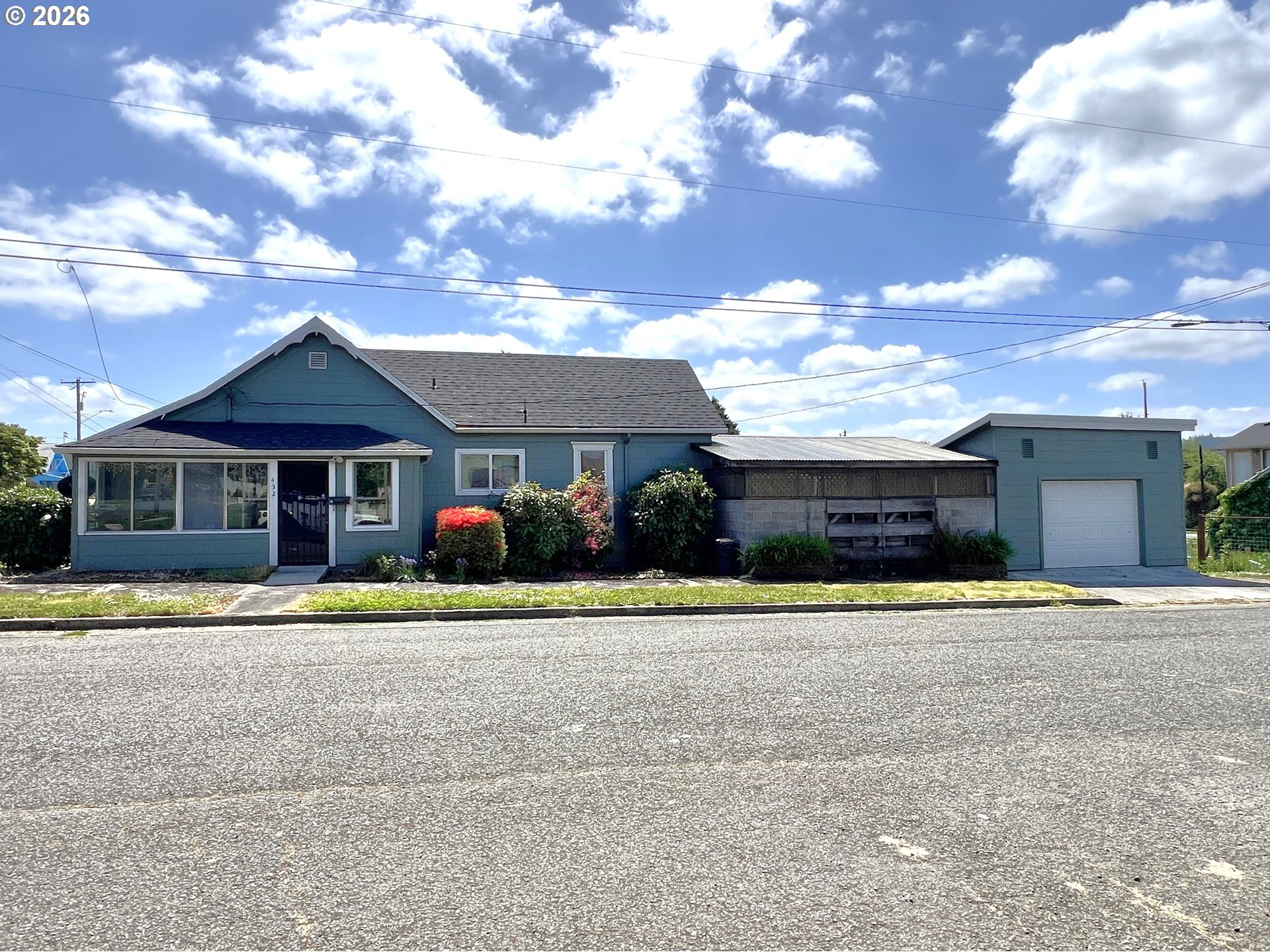 432 Cedar Street Myrtle Point, OR 97458 - Photo 1 of 35