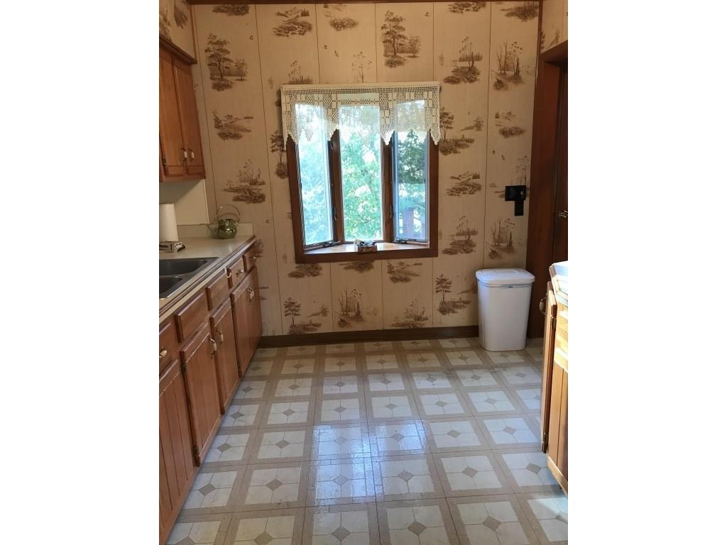 3504 Sample Road Hermitage, PA 16148 - Photo 3 of 20 Gallery Image 3