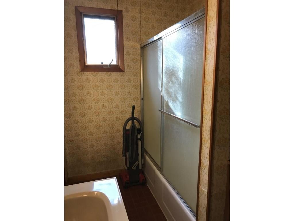 3504 Sample Road Hermitage, PA 16148 - Photo 7 of 20 Gallery Image 7