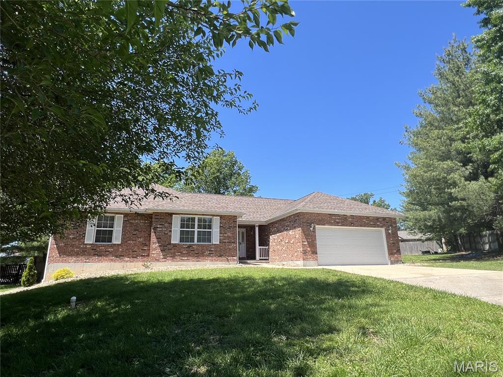 905 Hampton Court Rolla, MO 65401 - Photo 1 of 29