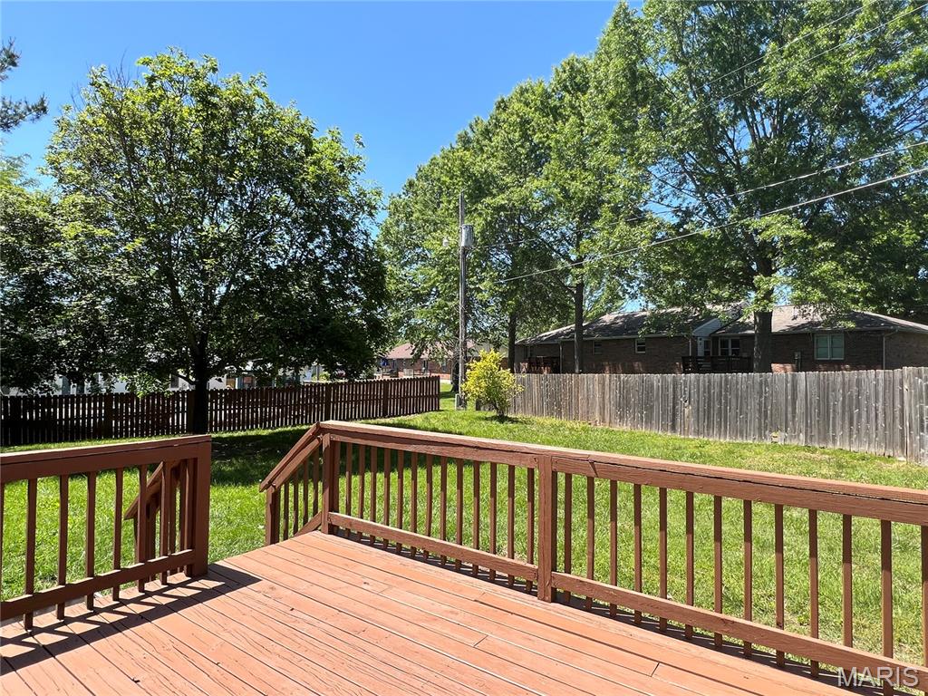 905 Hampton Court Rolla, MO 65401 - Photo 8 of 29