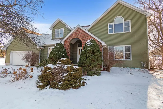 $599,000 | 7 Bay View Drive, St. Albans Town, VT 05478