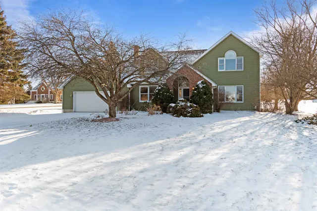 $599,000 | 7 Bay View Drive, St. Albans Town, VT 05478