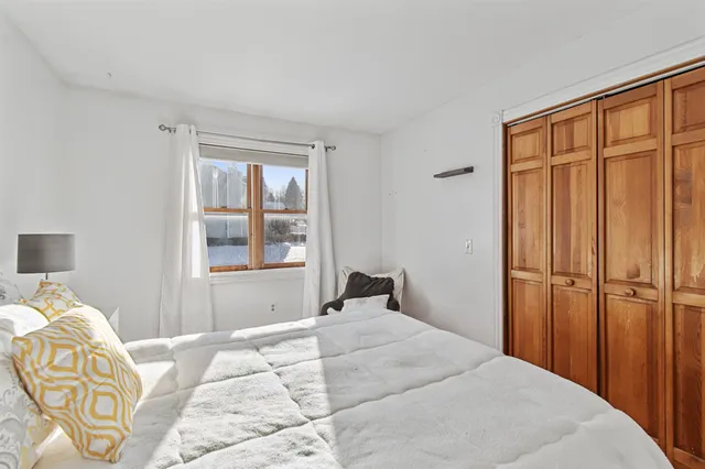 $599,000 | 7 Bay View Drive, St. Albans Town, VT 05478