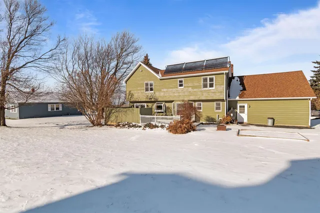 $599,000 | 7 Bay View Drive, St. Albans Town, VT 05478