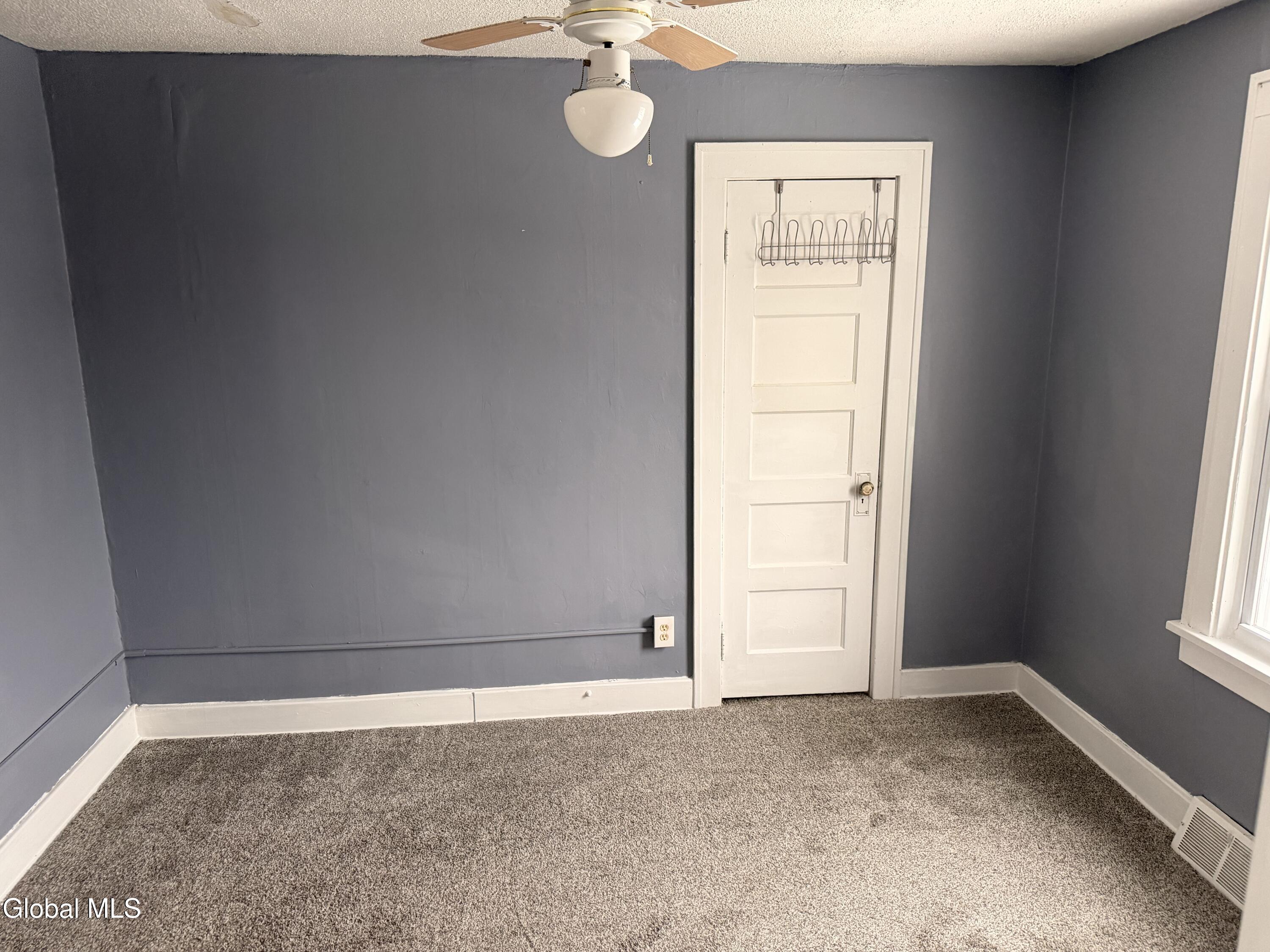 1635 1st Street Rensselaer, NY 12144 - Photo 11 of 28 IMG_4697