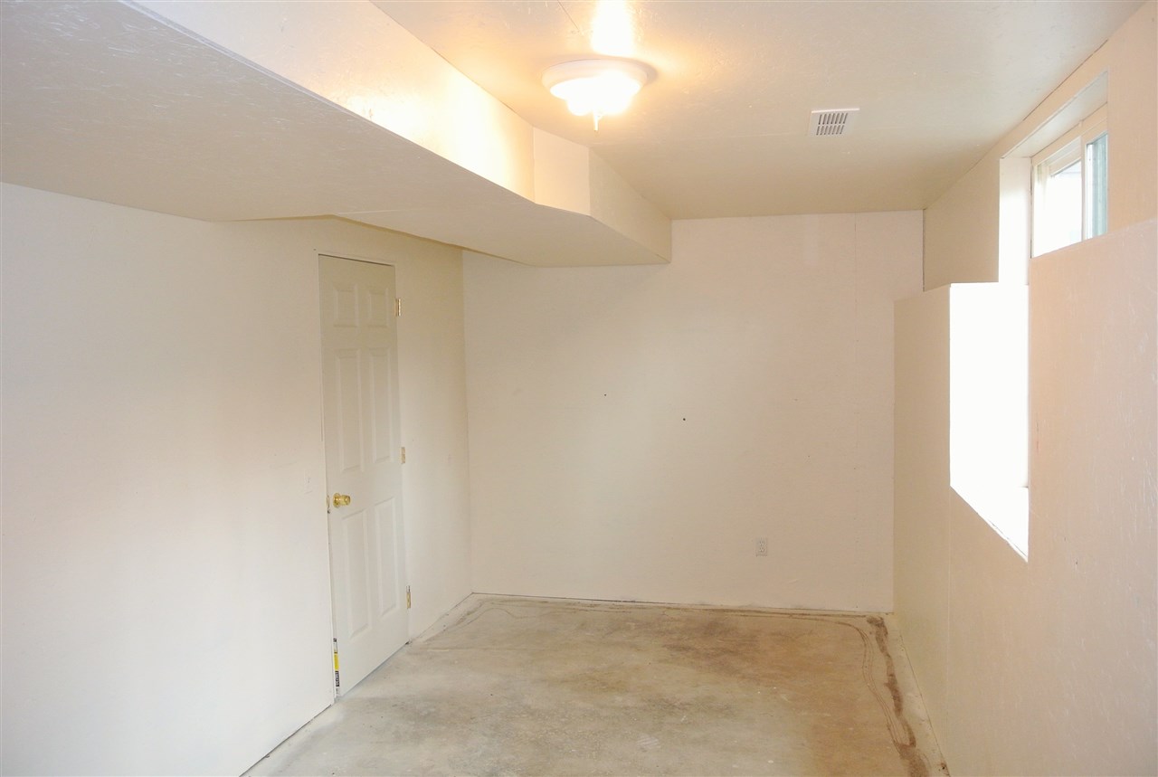 13401 East Bridges Road Elk, WA 99009 - Photo 16 of 20