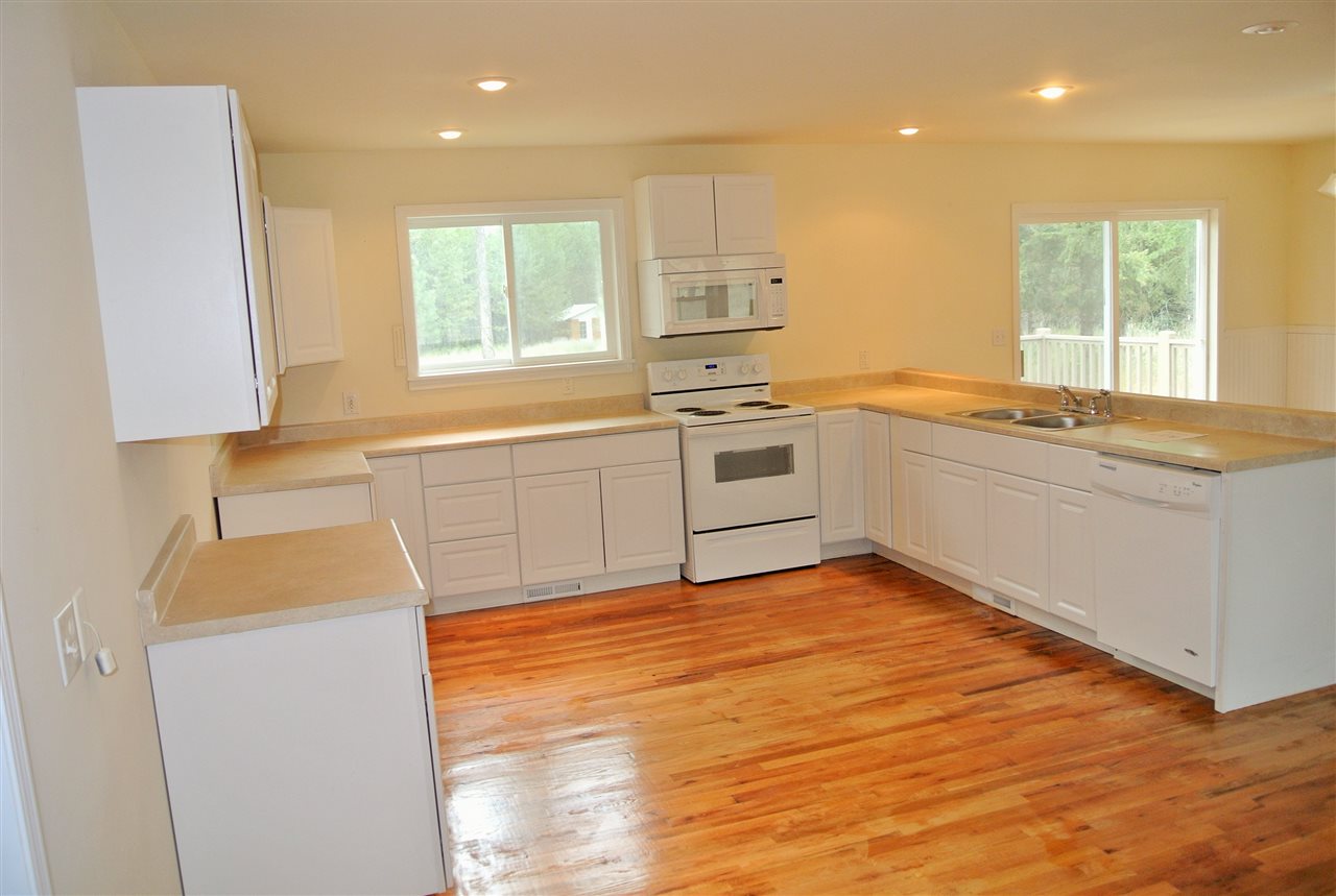 13401 East Bridges Road Elk, WA 99009 - Photo 5 of 20