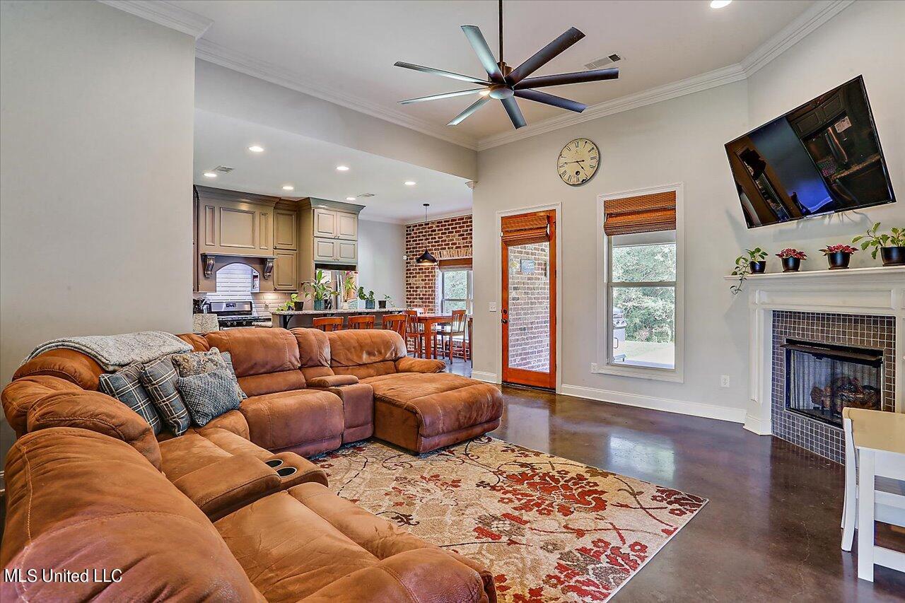 154 Greenfield Ridge Drive Brandon, MS 39042 - Photo 6 of 30 07-154 Greenfield Ridge Dr