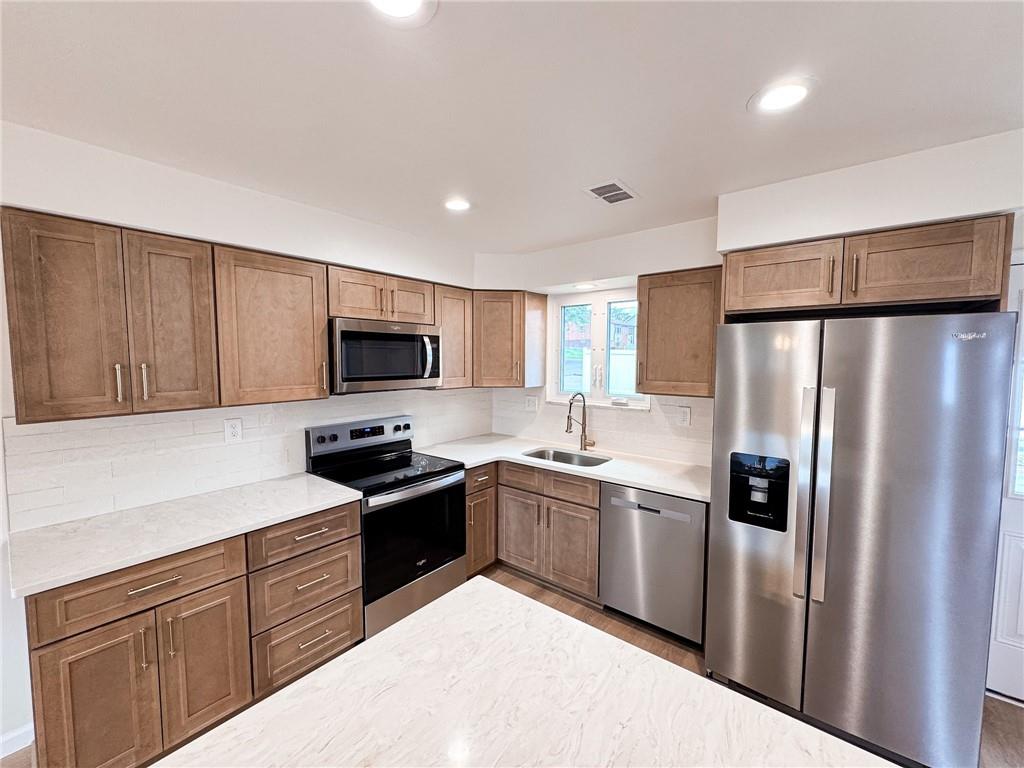 204 Anderson Road Irwin, PA 15642 - Photo 6 of 30