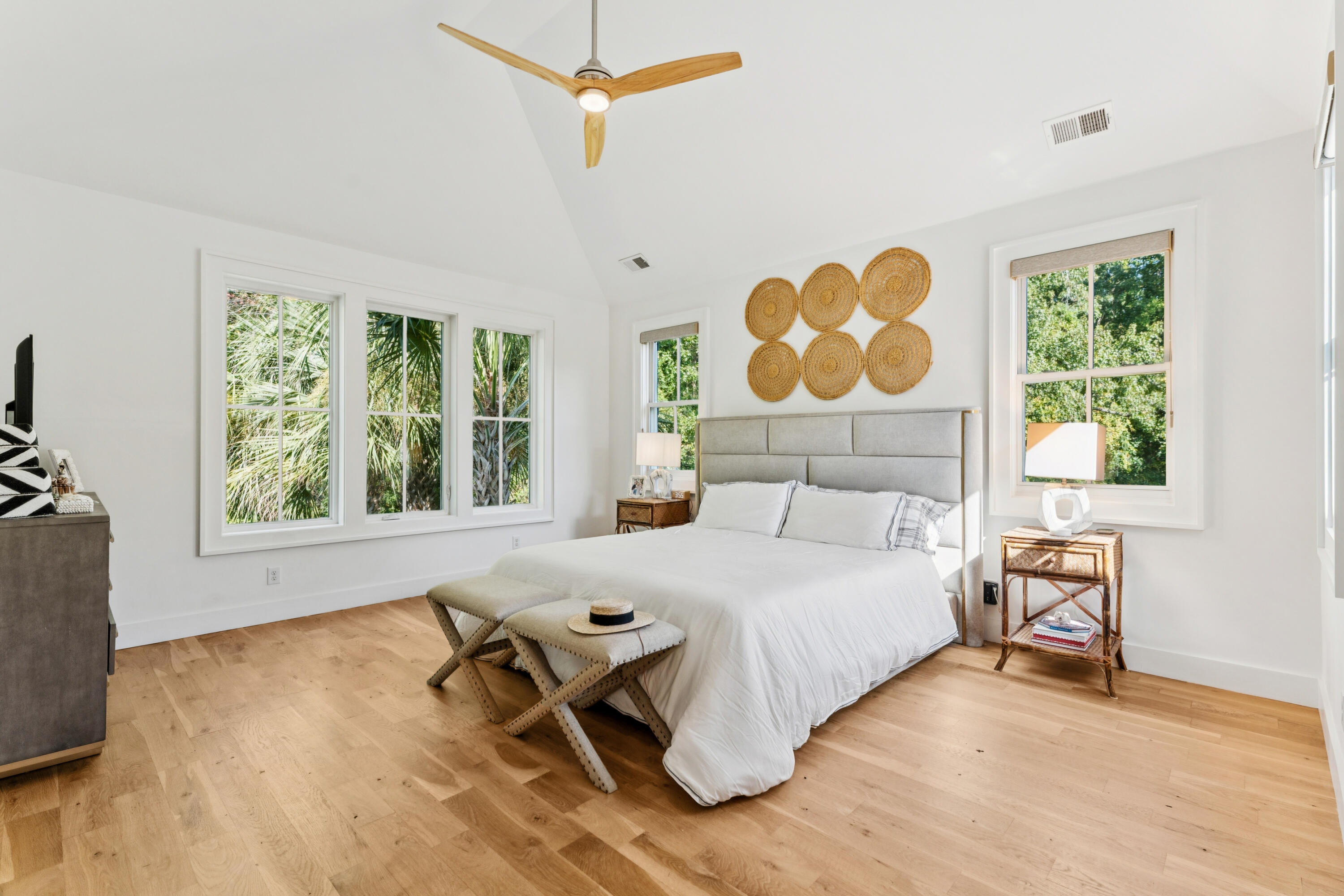 1142 Fulton Hall Lane Mount Pleasant, SC 29466 - Photo 19 of 44 1142FultonHallLn-KeenEyeMarketing-065