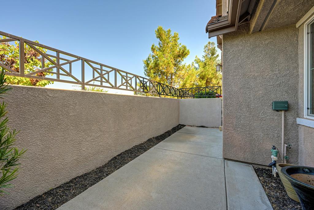 403 Rivage Circle Folsom, CA 95630 - Photo 7 of 54