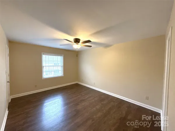 $1,525 | 3722 Park Road, Unit E, Charlotte, NC 28209