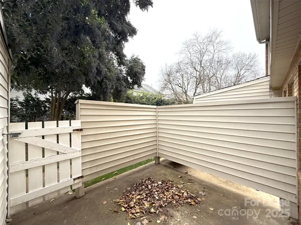 $1,525 | 3722 Park Road, Unit E, Charlotte, NC 28209