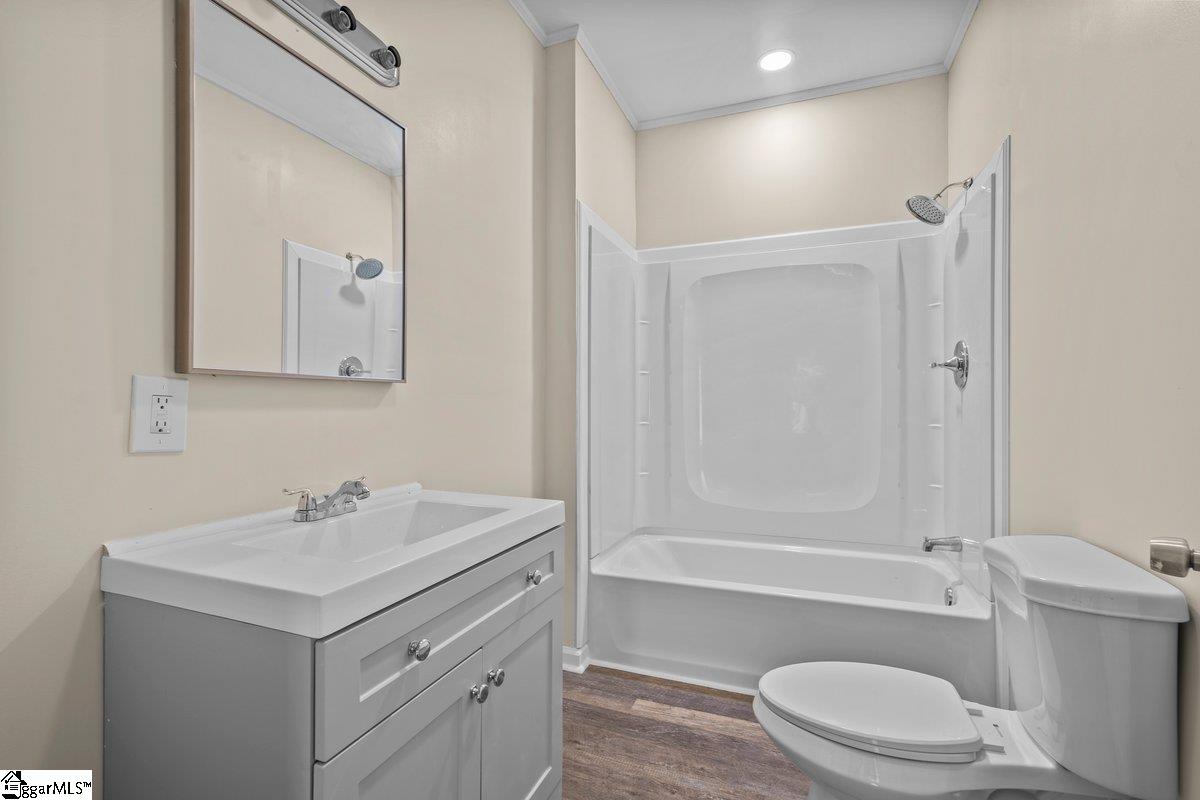 124 Pine Street Clinton, SC 29325 - Photo 11 of 20 Gallery Image 11