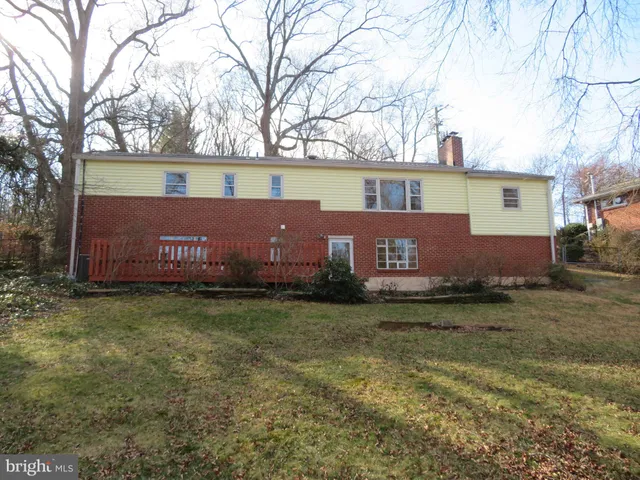 $2,900 | 26 Lakeside Drive, Greenbelt, MD 20770