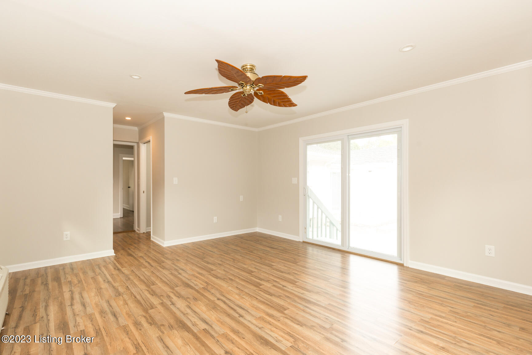 4704 Valley Station Road Louisville, KY 40272 - Photo 23 of 55 4704 Valley Station Rd-22