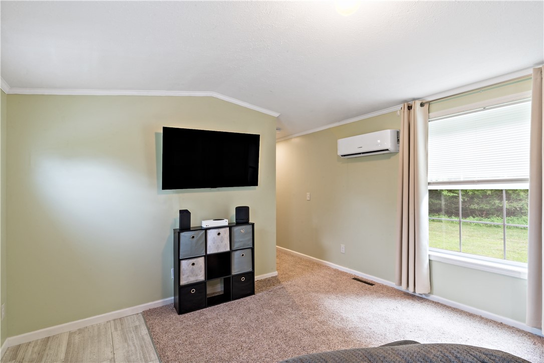 38 Diamond Hill Road Glocester, RI 02814 - Photo 10 of 38 Gallery Image 10
