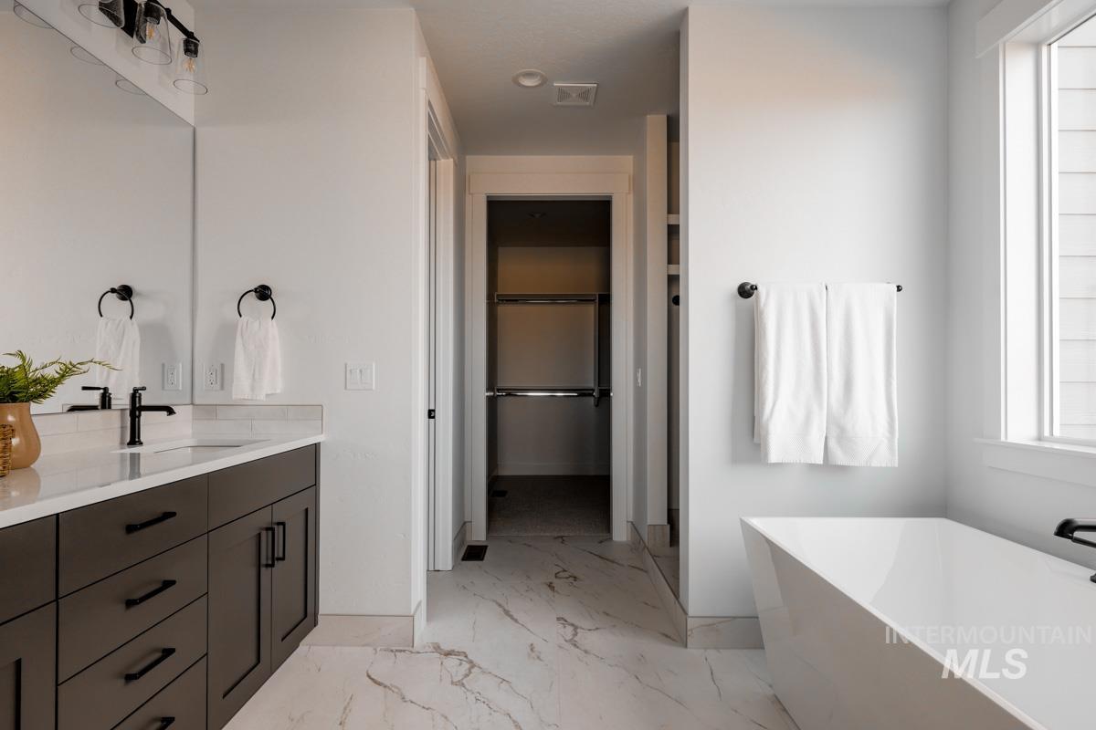 2489 East Tenzing Drive Meridian, ID 83642 - Photo 29 of 42