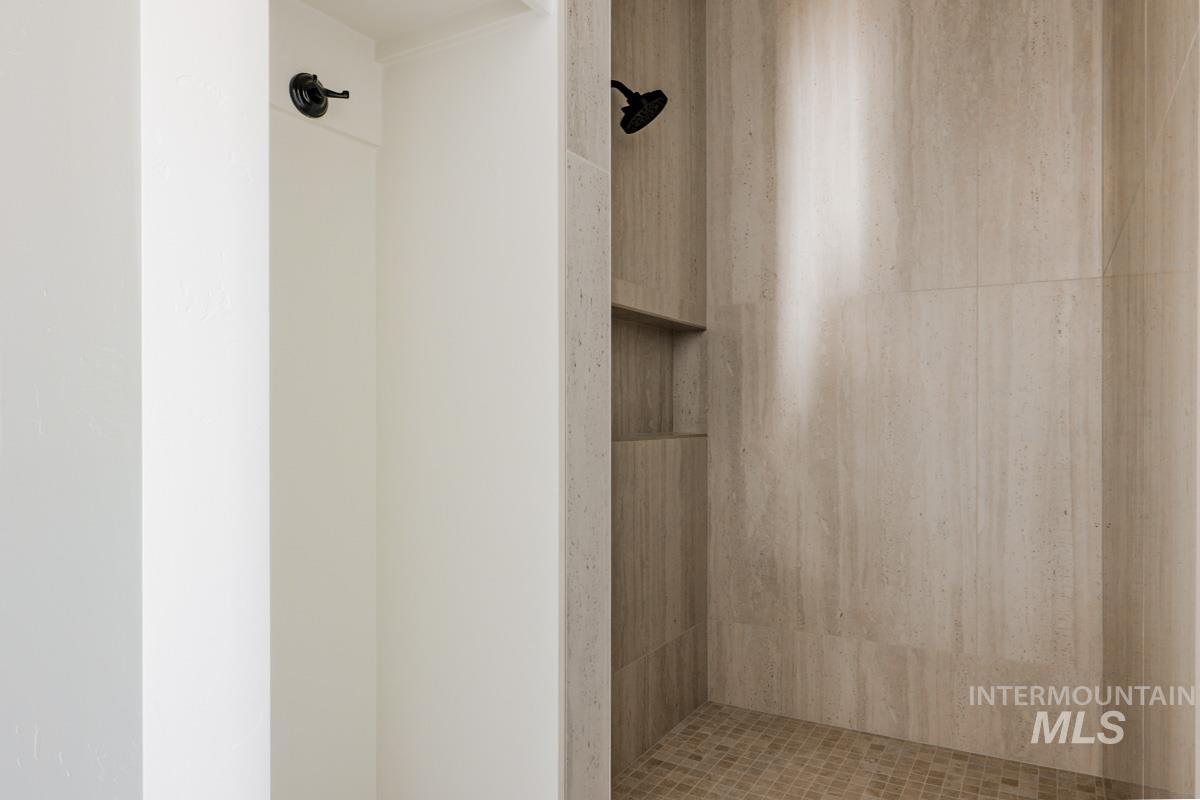 2489 East Tenzing Drive Meridian, ID 83642 - Photo 33 of 42