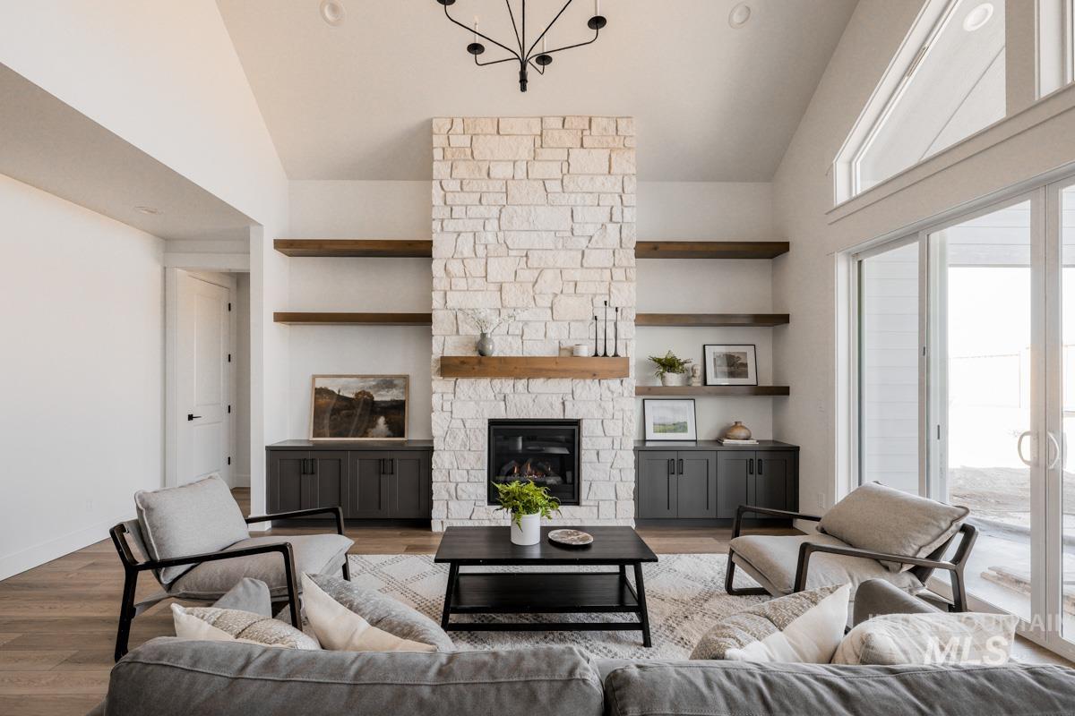 2489 East Tenzing Drive Meridian, ID 83642 - Photo 5 of 42