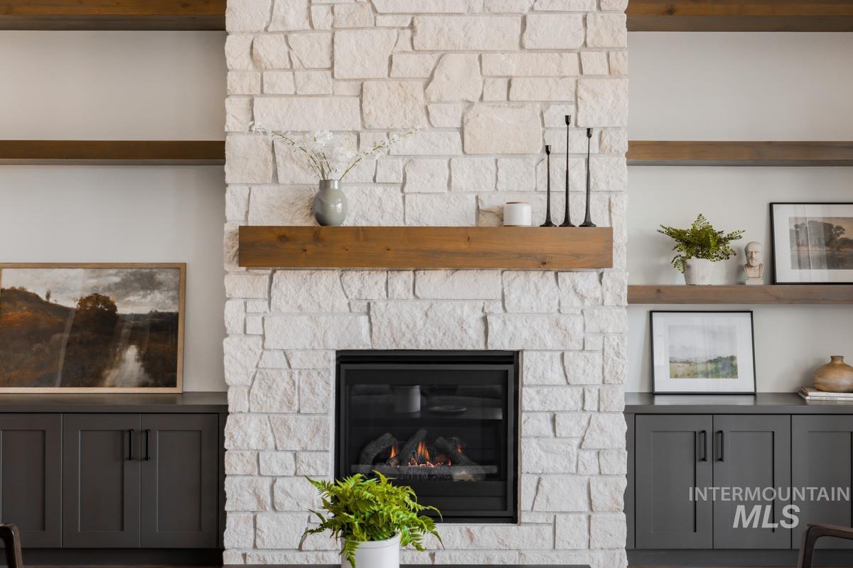 2489 East Tenzing Drive Meridian, ID 83642 - Photo 9 of 42