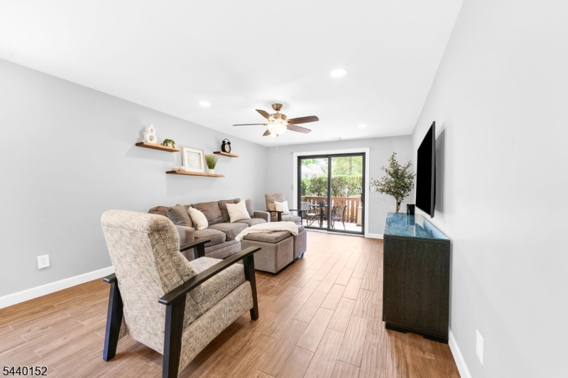 136 Changebridge Road, Unit 7 Montville, NJ 07045 - Photo 8 of 23