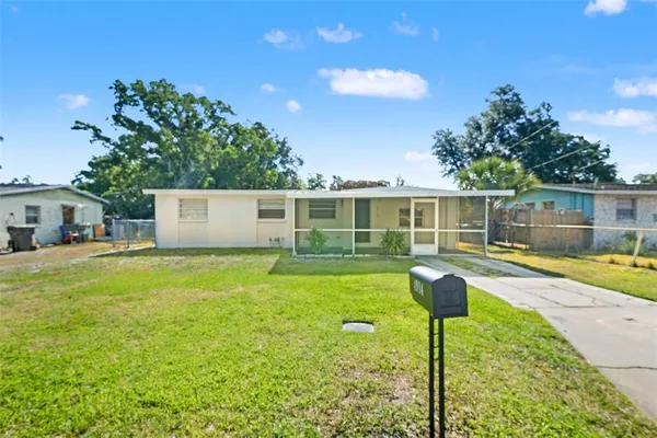 $345,900 | 4914 South 82nd Street, Tampa, FL 33619