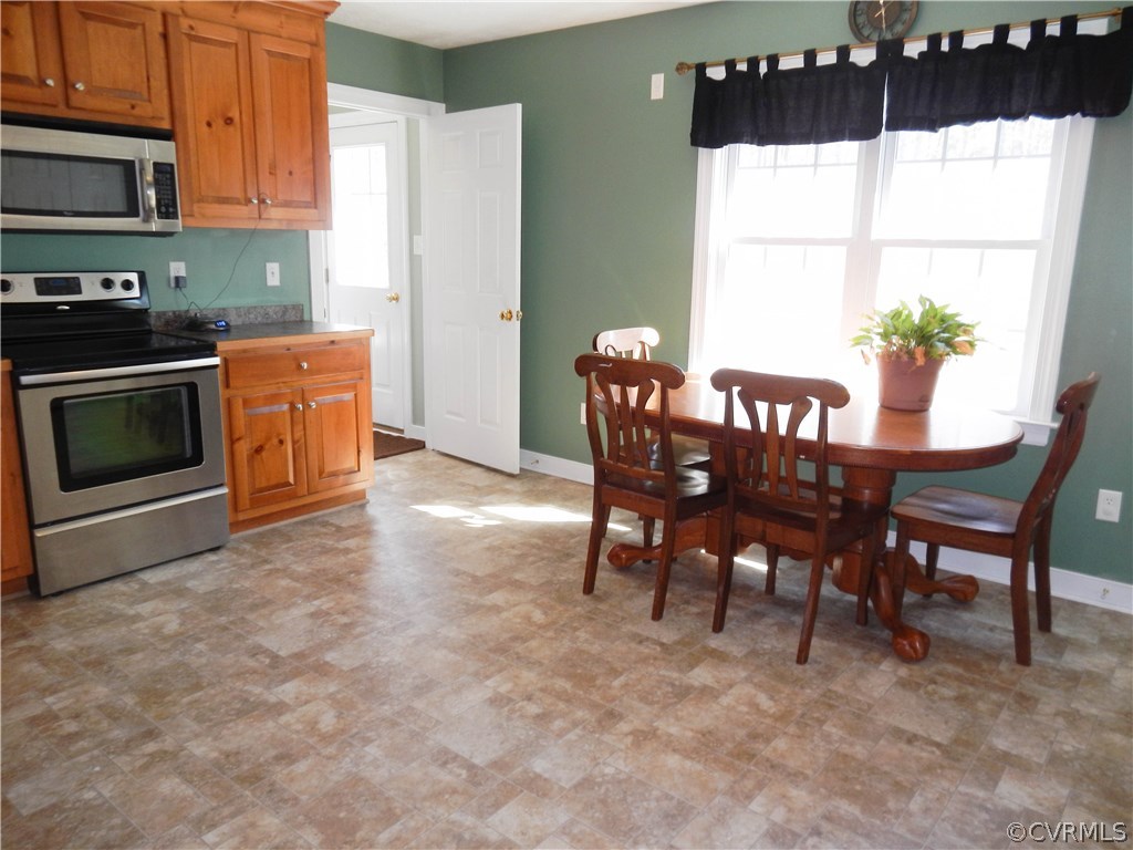 5212 Dorrell Road Aylett, VA 23009 - Photo 21 of 50 Gallery Image 21