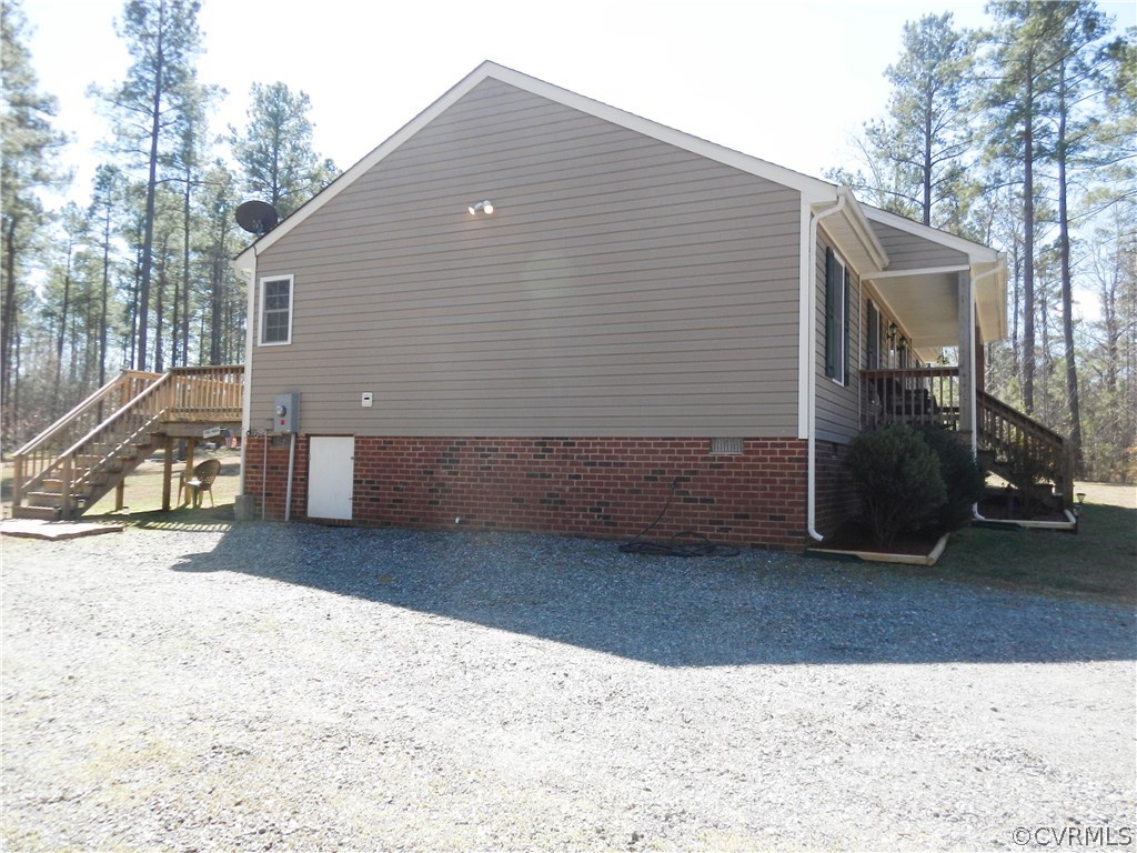 5212 Dorrell Road Aylett, VA 23009 - Photo 4 of 50 Gallery Image 4