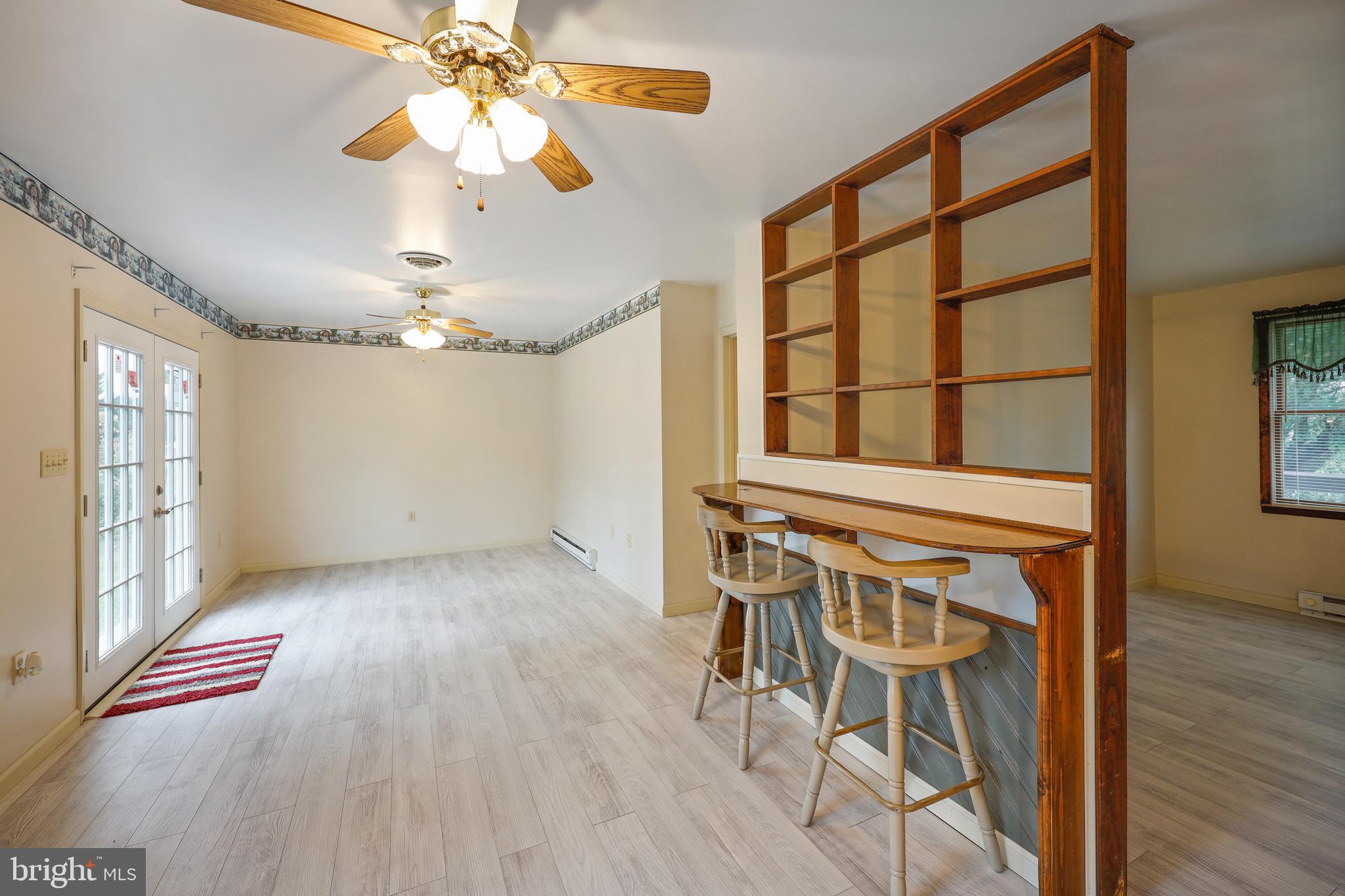 2739 Rowe Road New Windsor, MD 21776 - Photo 10 of 37 Dining Room with Breakfast Bar