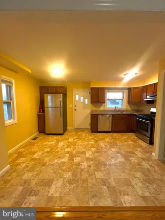 $1,900 | 1128 Howard Avenue, Unit A, Bellmawr, NJ 08031