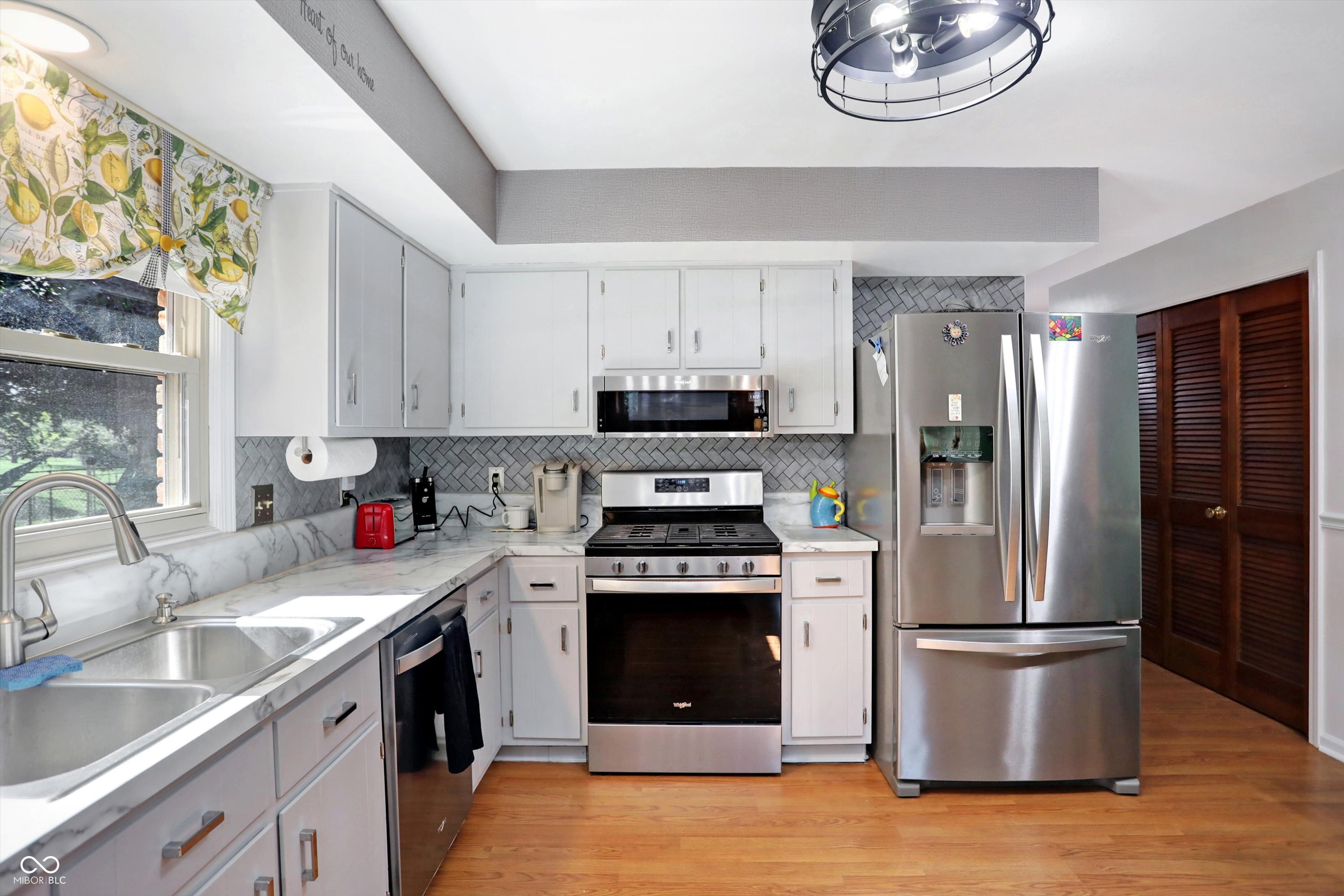 647 Canyon Road Indianapolis, IN 46217 - Photo 14 of 67 Gallery Image 14