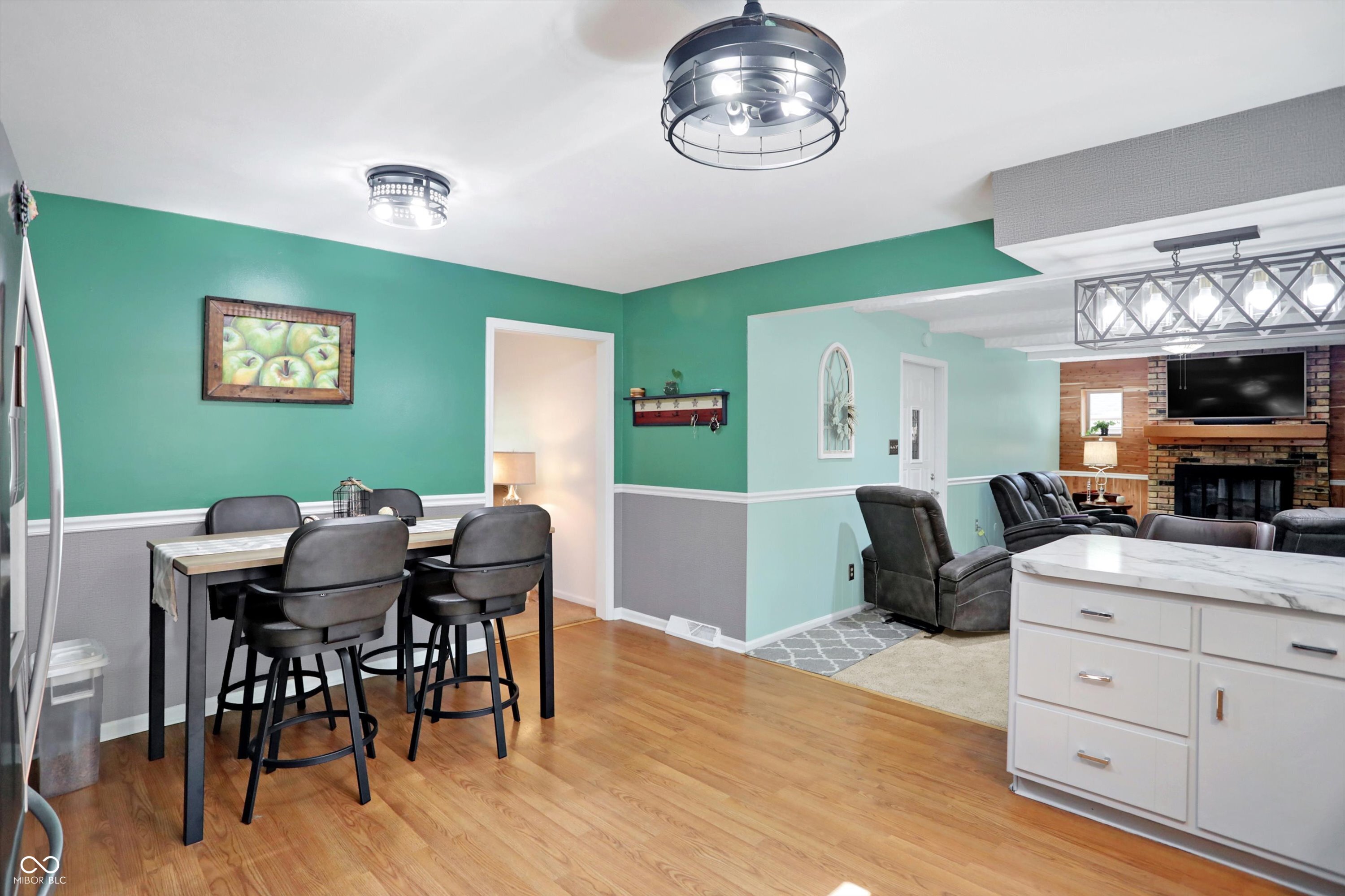647 Canyon Road Indianapolis, IN 46217 - Photo 17 of 67 Gallery Image 17