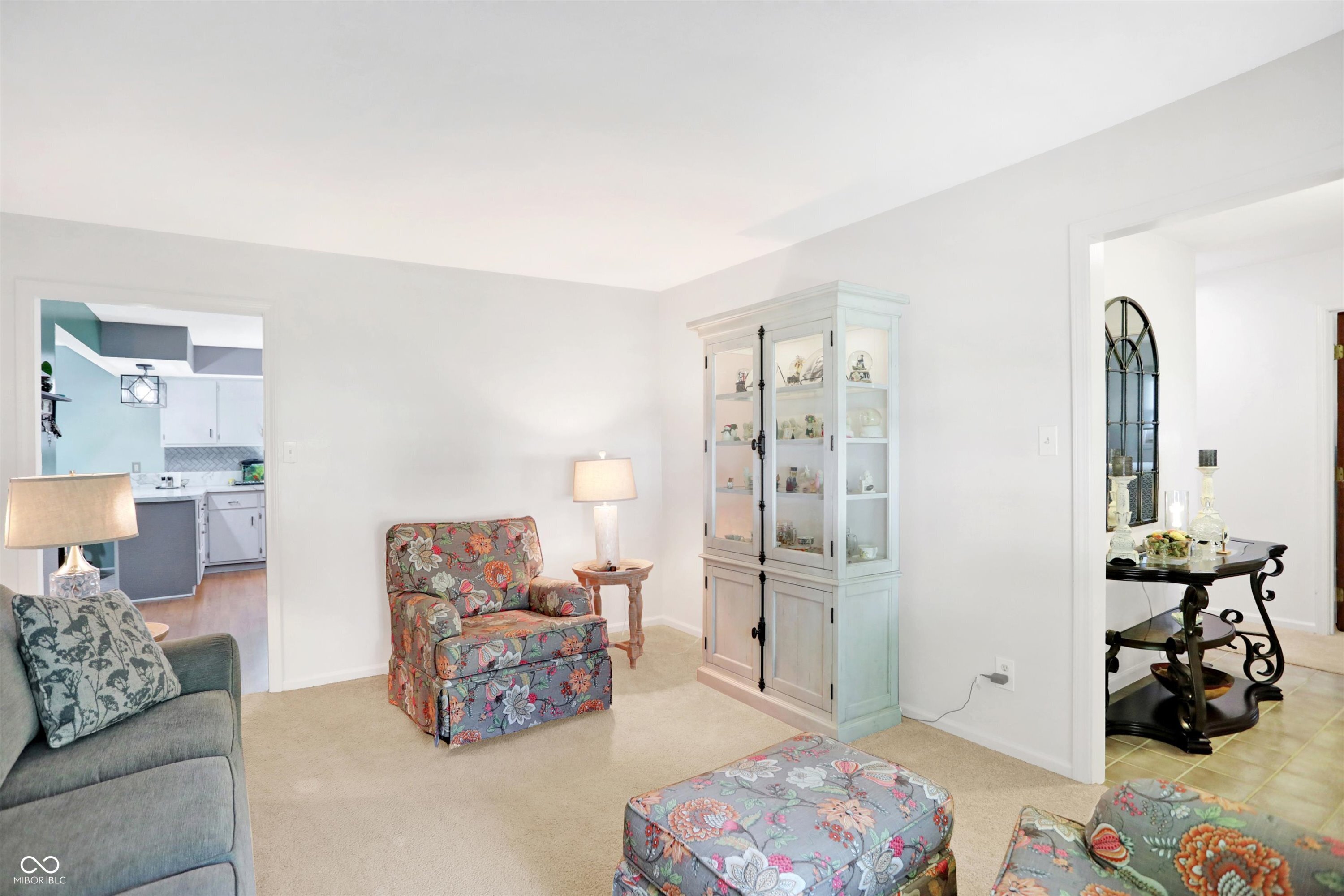 647 Canyon Road Indianapolis, IN 46217 - Photo 9 of 67 Gallery Image 9