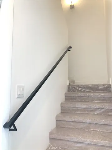 $4,175 | 4201 Pennsylvania Avenue, La Crescenta, CA 91214