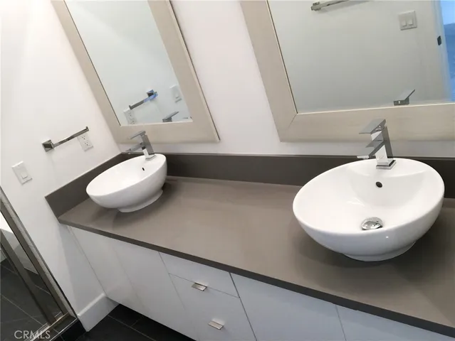 $4,175 | 4201 Pennsylvania Avenue, La Crescenta, CA 91214