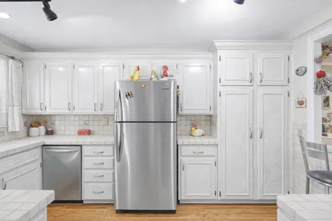 $374,999 | 700 Harbour Drive, Unit 2350, Boca Raton, FL 33431