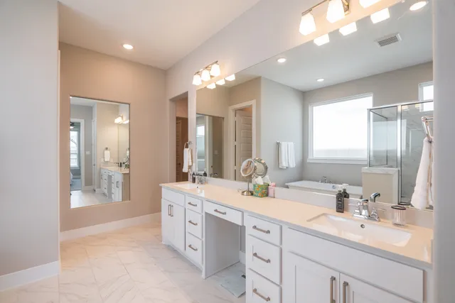 $715,000 | 25011 Stella Fls Lane, Tomball, TX 77375