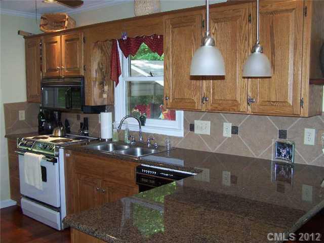 1333 Rabbit Run Road York, SC 29745 - Photo 8 of 16 Gallery Image 8