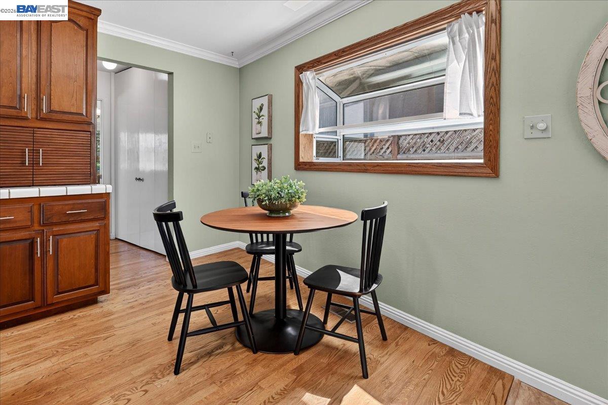 21723 ShadySpring Road Castro Valley, CA 94546 - Photo 18 of 52