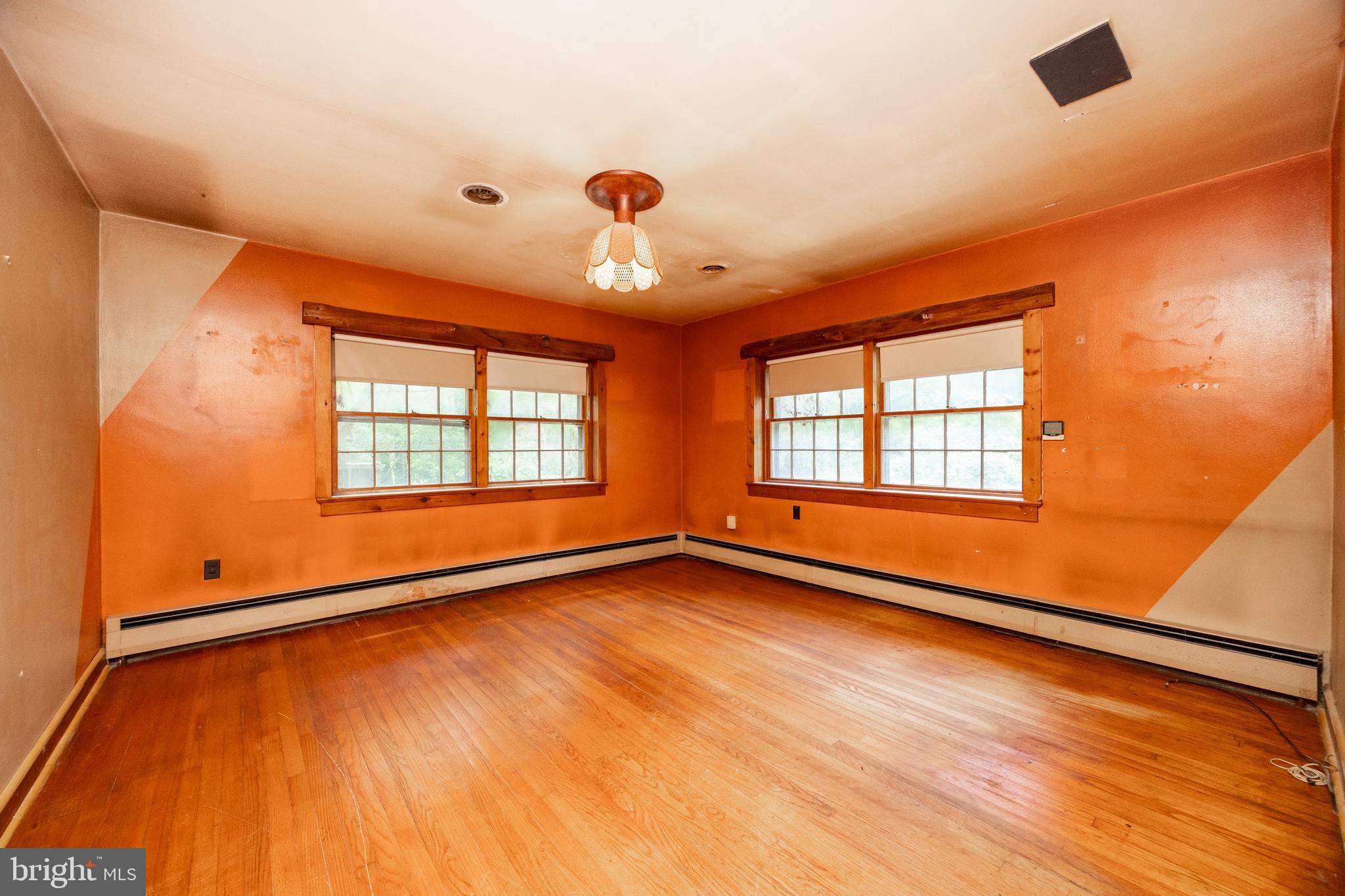 602 Chester Creek Road Brookhaven, PA 19015 - Photo 11 of 33 Bedroom 1