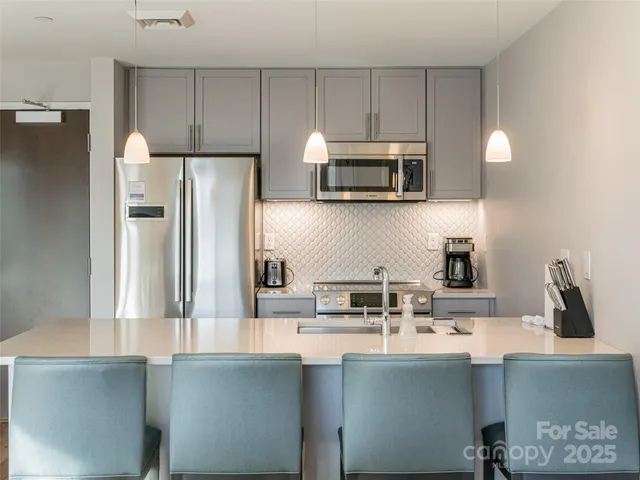 $509,000 | 45 Asheland Avenue, Unit 302, Asheville, NC 28801