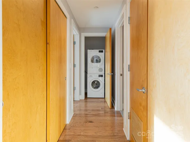 $509,000 | 45 Asheland Avenue, Unit 302, Asheville, NC 28801