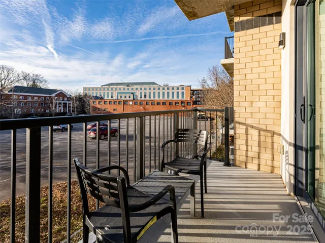 $509,000 | 45 Asheland Avenue, Unit 302, Asheville, NC 28801