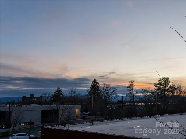 $509,000 | 45 Asheland Avenue, Unit 302, Asheville, NC 28801