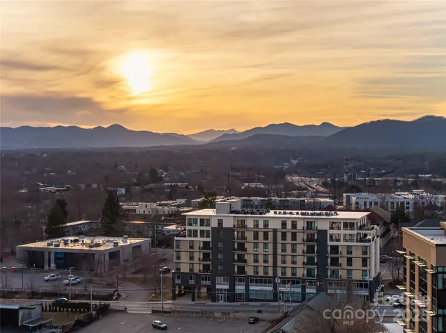 $509,000 | 45 Asheland Avenue, Unit 302, Asheville, NC 28801