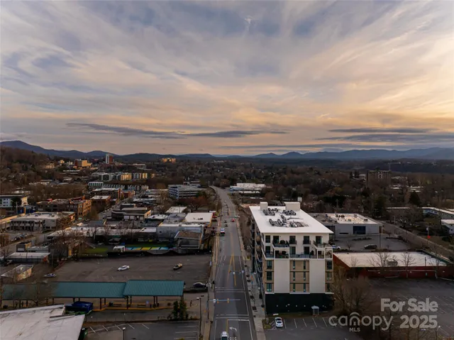 $509,000 | 45 Asheland Avenue, Unit 302, Asheville, NC 28801